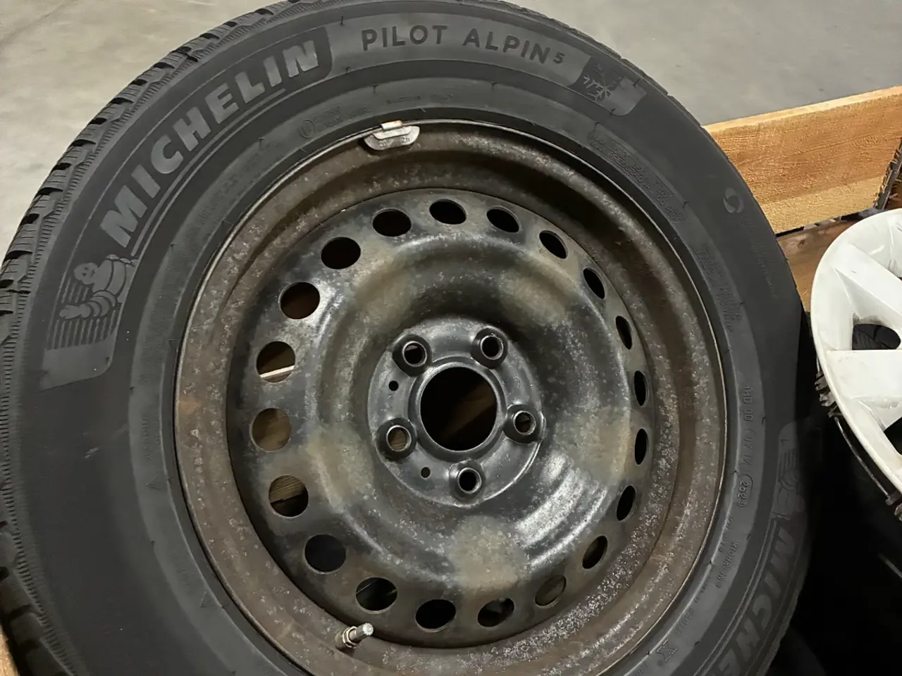 Billede 4 - Vinterhjul, Michelin dæk