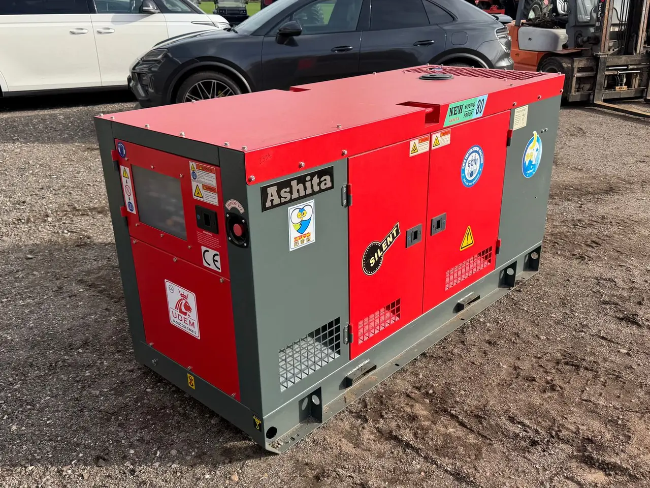 Billede 2 - Ashita AG3-80 Næsten ny 80 KVA Generator