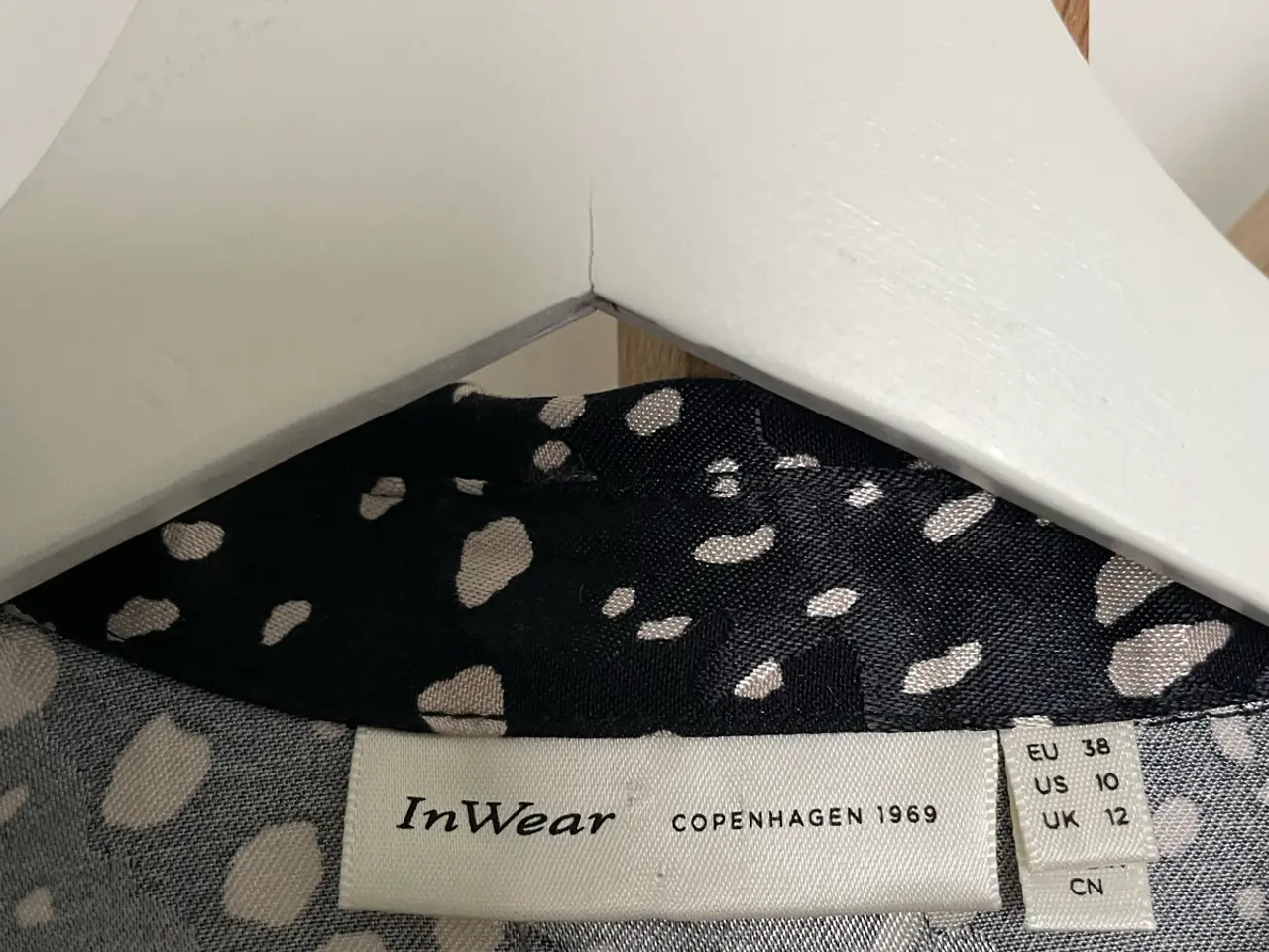 Billede 2 - InWear skjortebluse