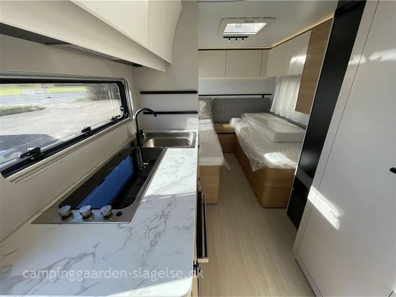 Billede 6 - 2026 - Adria Adora 532 UL NY MODEL - PÅ LAGER - Adria Adora 532 UL – Komfort og fleksibilitet på hjul!