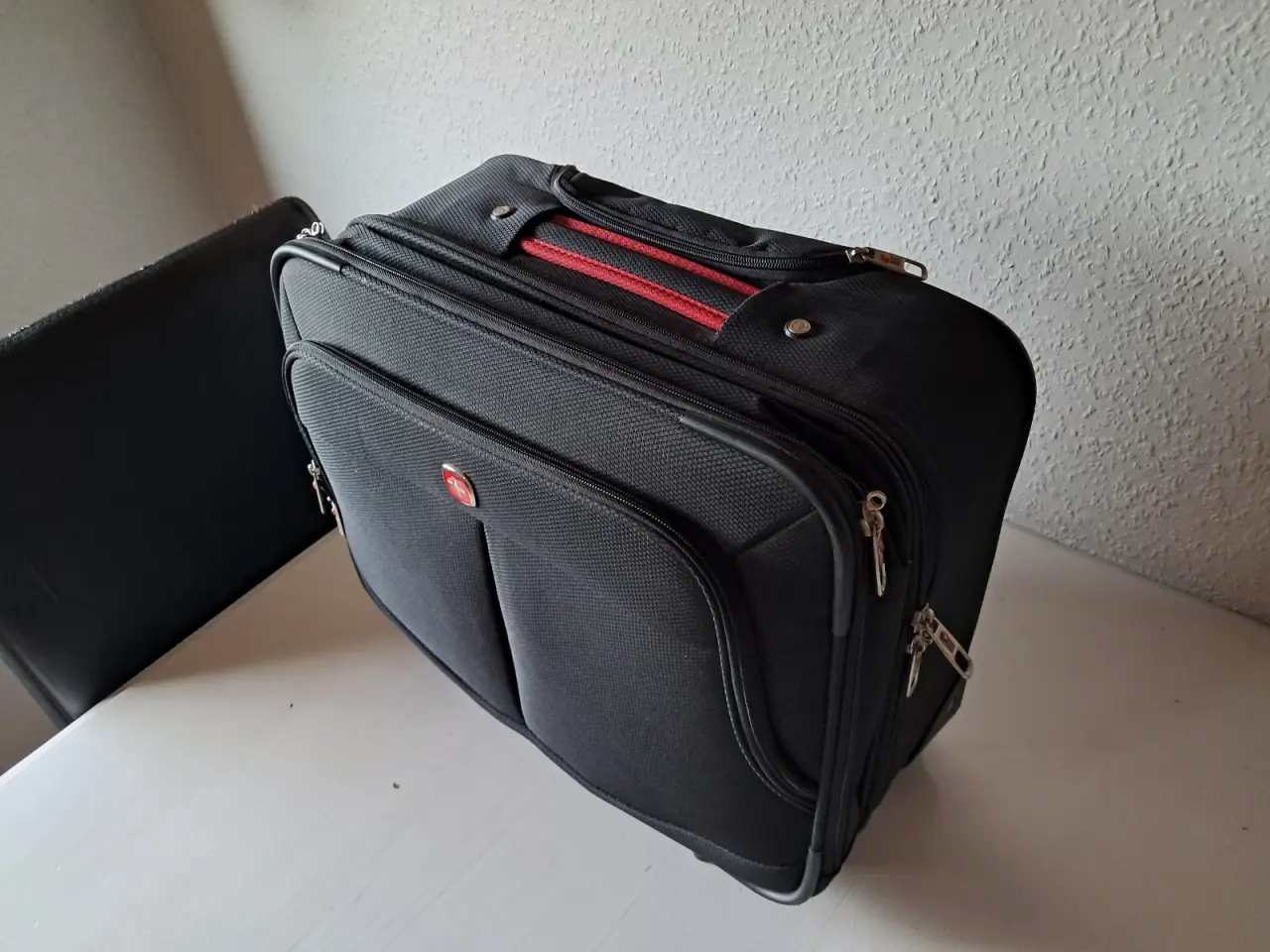 Billede 3 - Wenger Patriot computer-trolley / business-taske 