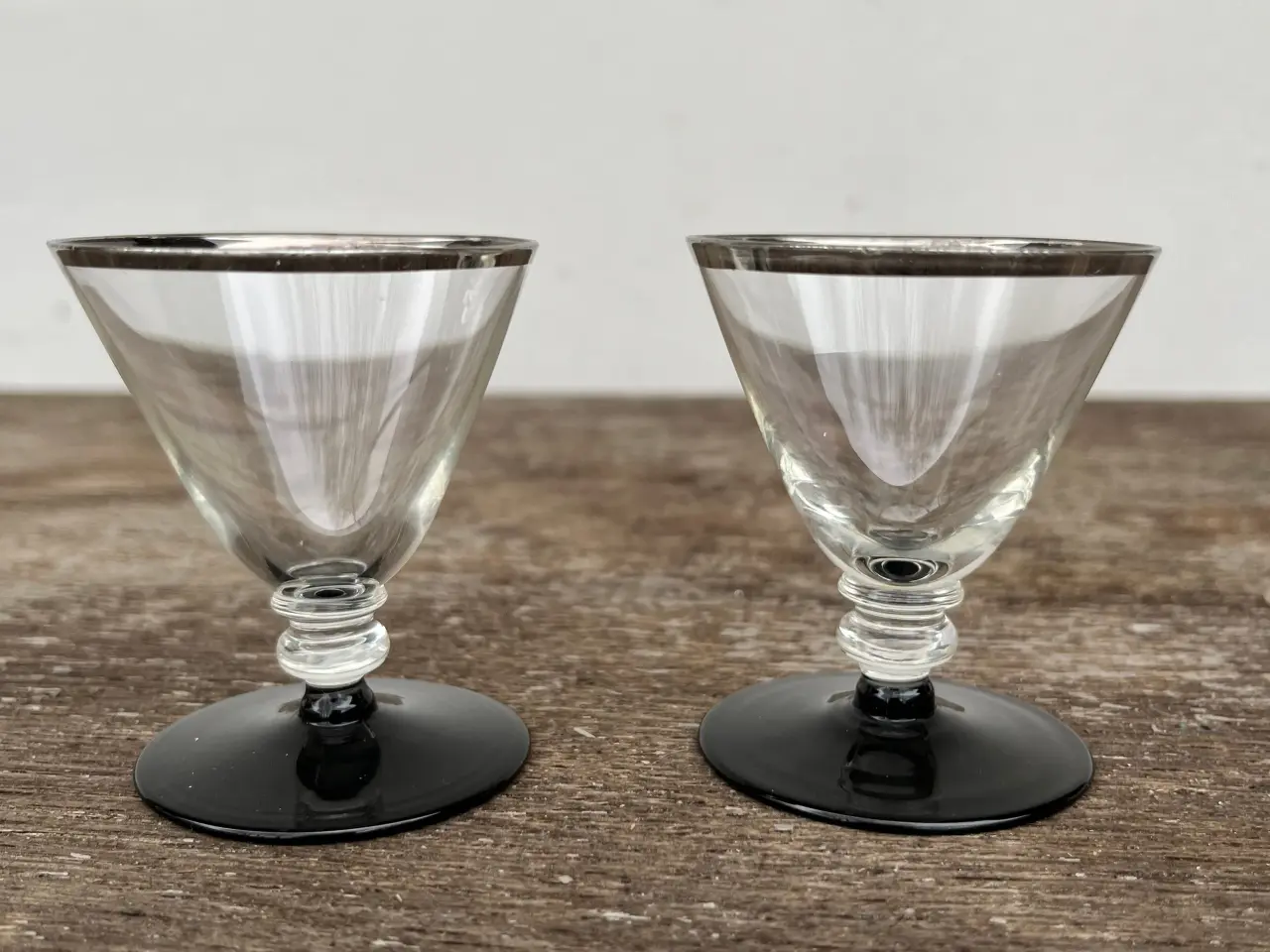 Billede 1 - 2 Lis snapseglas.