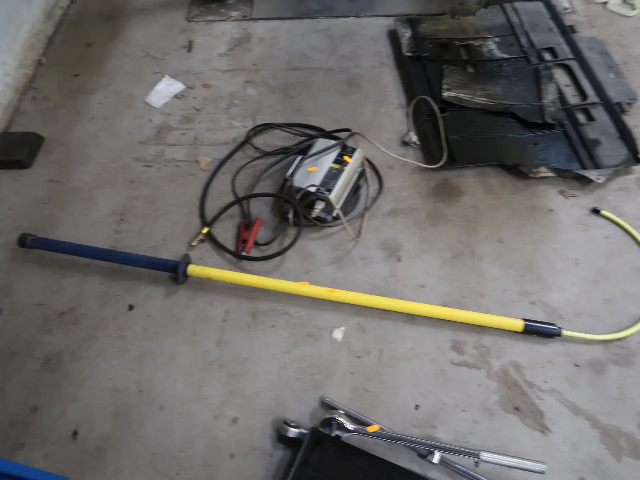 Billede 1 - High Voltage Rescue Pole SEALEY HRP45