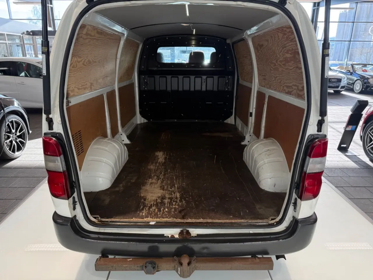 Billede 9 - Toyota HiAce 2,5 D-4D 117 Komfort lang