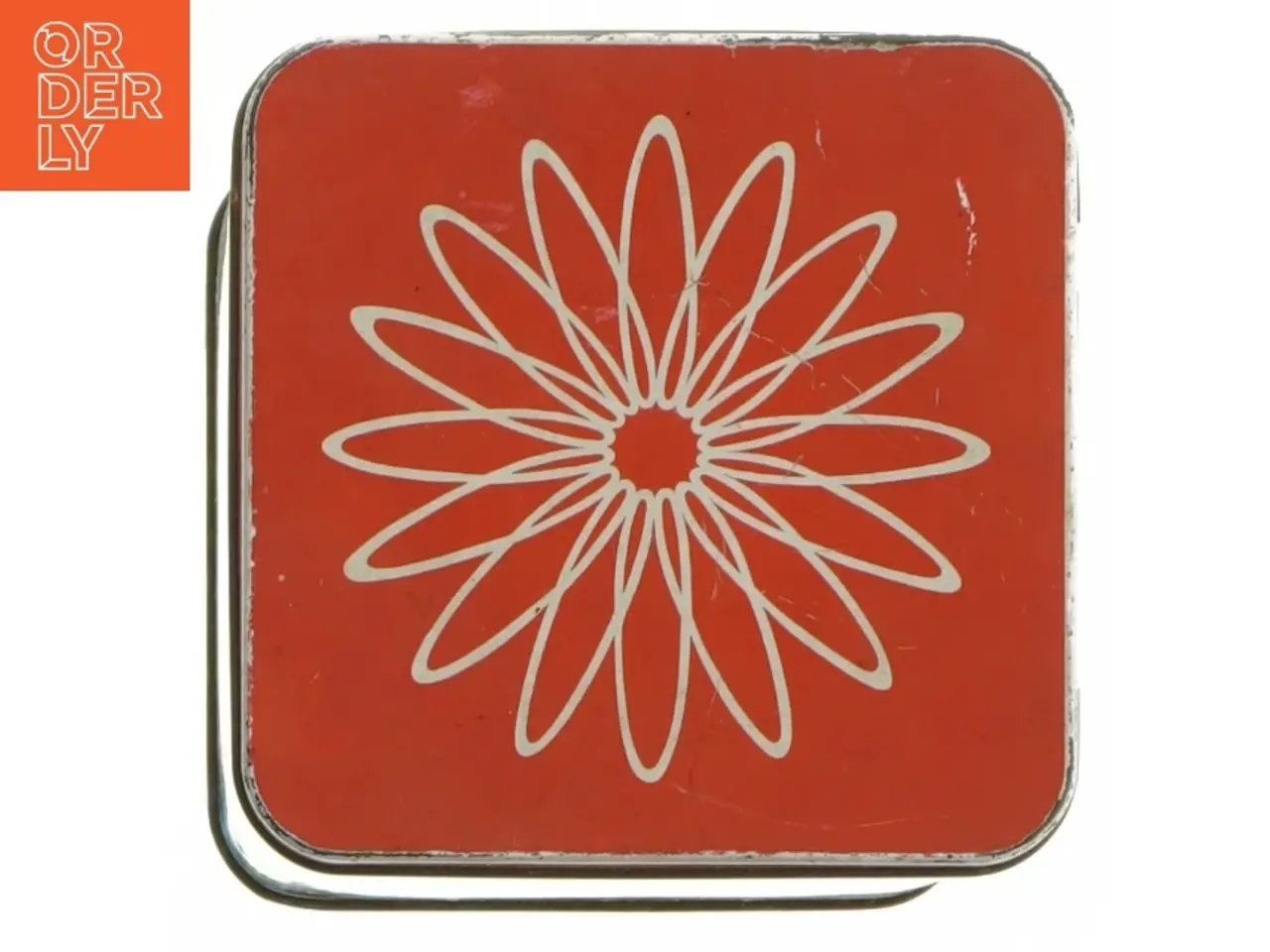 Billede 5 - Vintage dekorativ metaldåse (str. 13 cm. 10 cm)