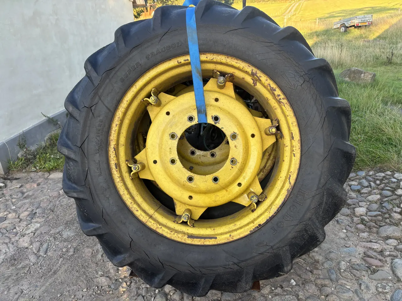 Billede 1 - Forhjul til JD3040, komplete med navplader!