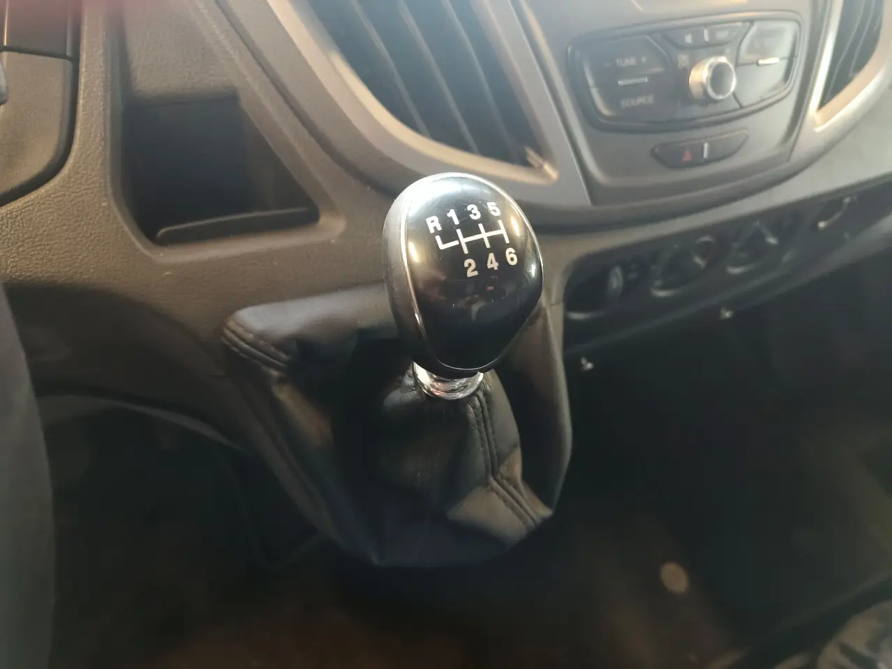 Billede 14 - Ford Transit 2,0 170 HK Udlejning