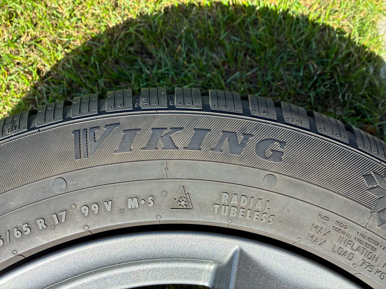 Billede 5 - Alufælge med Viking vinterdæk str. 215/65 R17 V