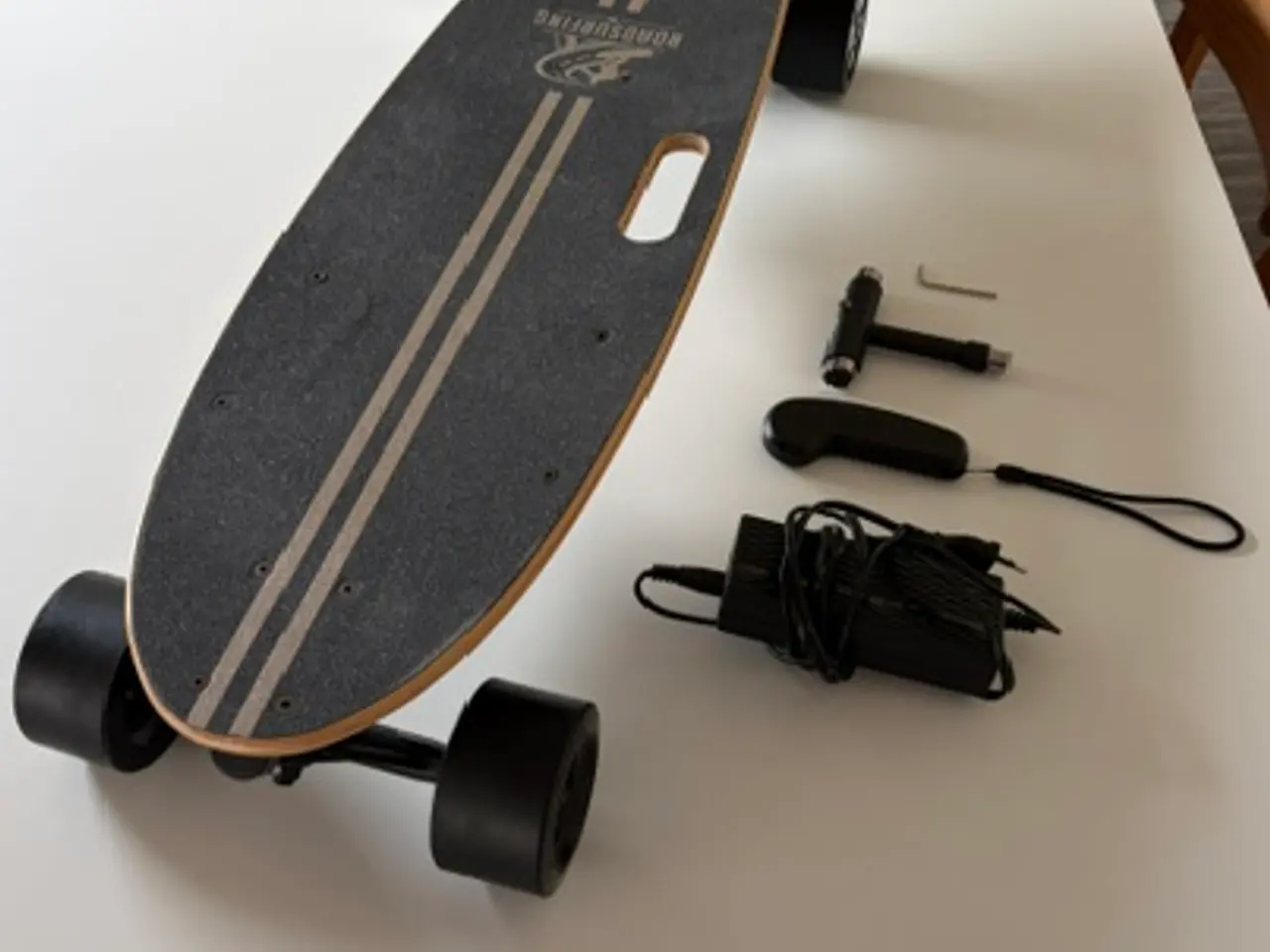 Billede 2 - Elektrisk Skateboard – Roadsurfing "The Legit"