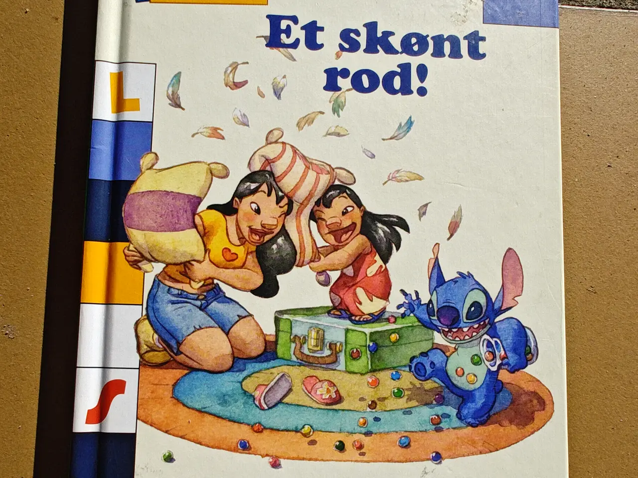 Billede 1 - Walt Disneys Lilo & Stitch Et Skønt rod BOG