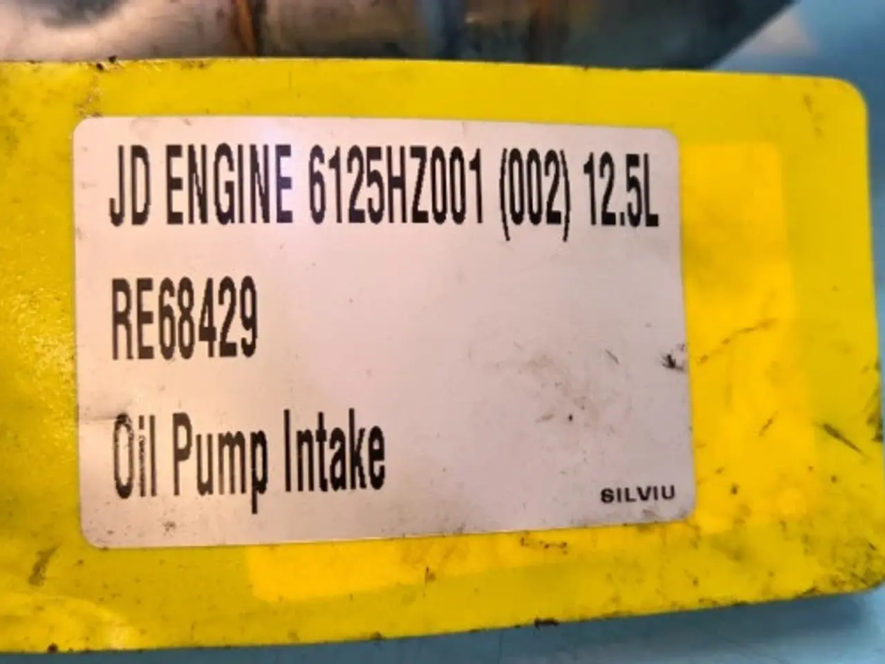 Billede 13 - John Deere 6125HZ001 Olierør RE68429