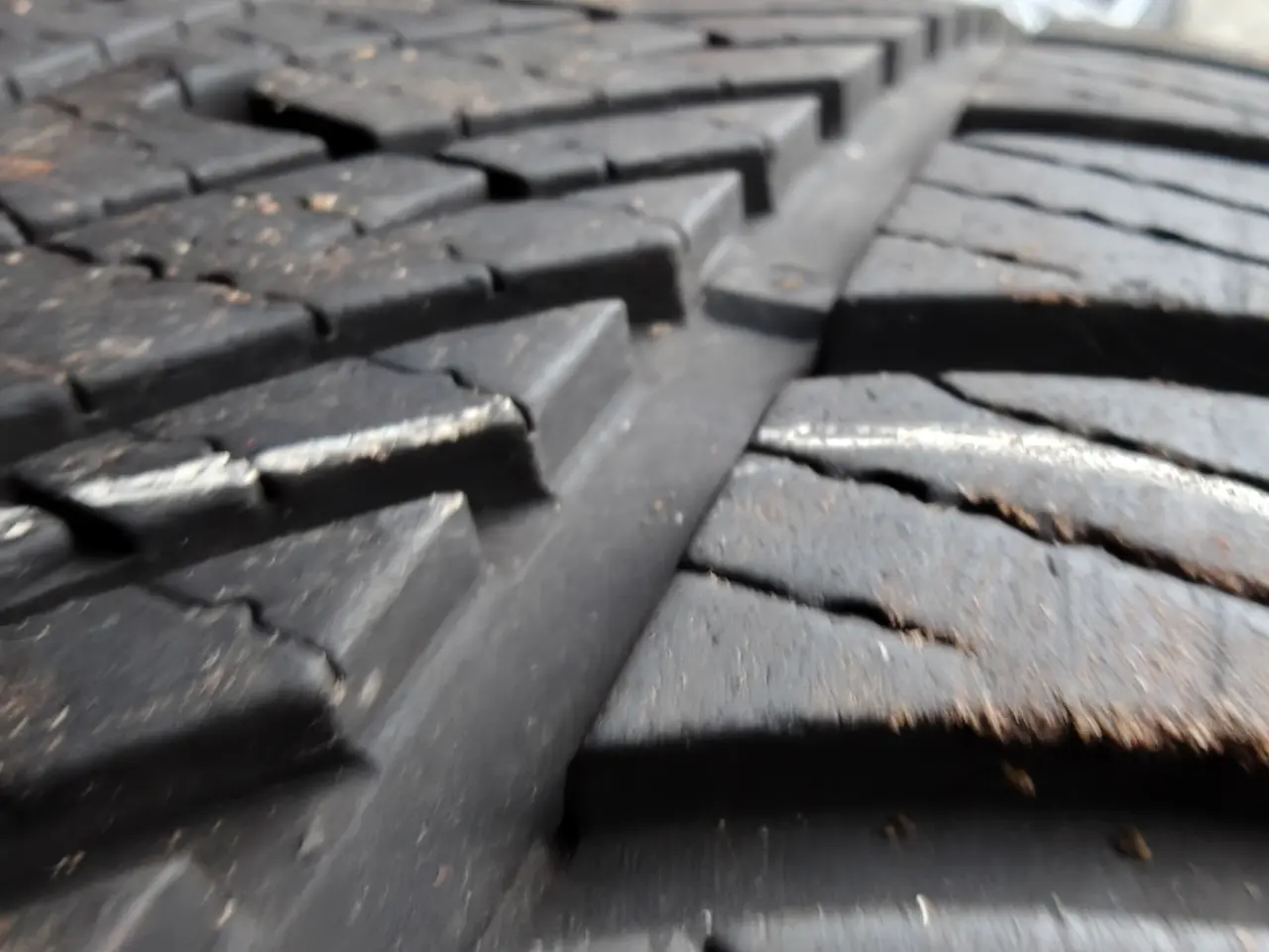 Billede 7 - Audi orig.alu 112x5 med Nokian vinterdæk 2stk.2mm