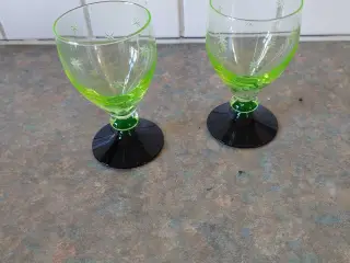 Smukke grønne uran glas