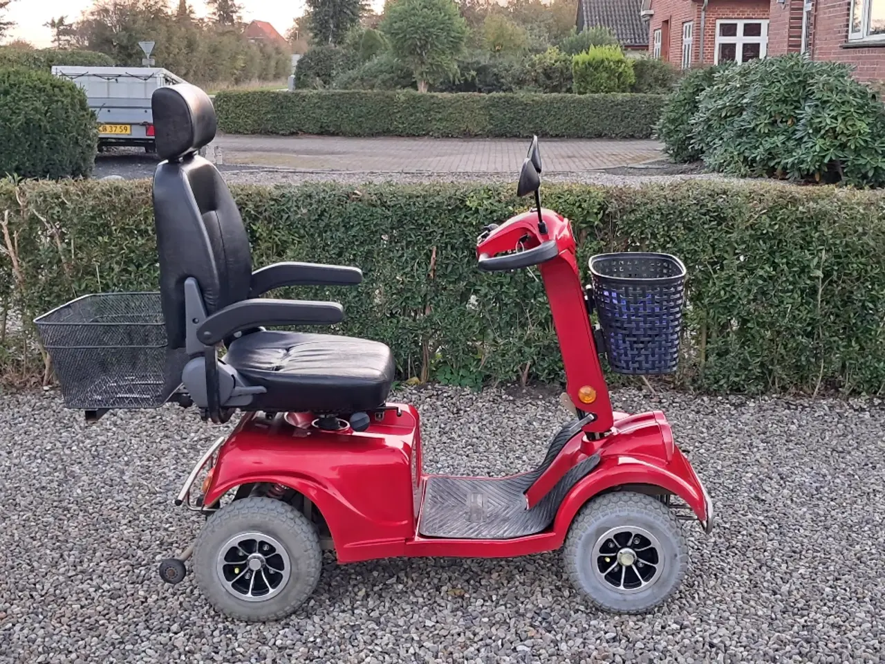 Billede 8 - 4-hjulet elscooter med nye batterier 