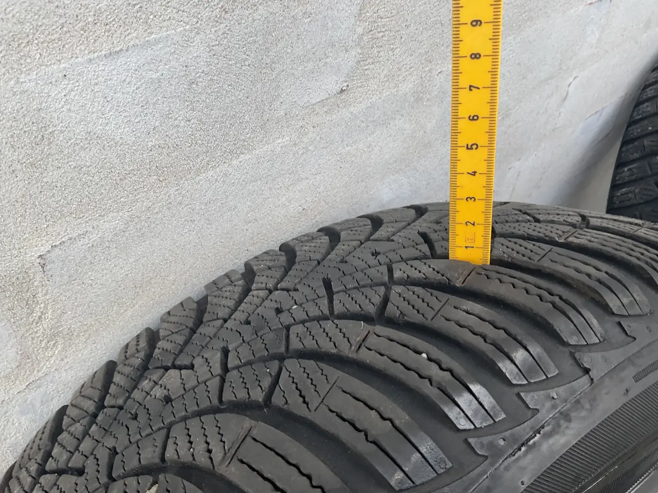 Billede 8 - Alufælge med Goodyear vinterdæk