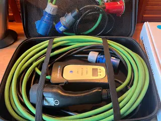 Transportabel blaupunkt elbil lader
