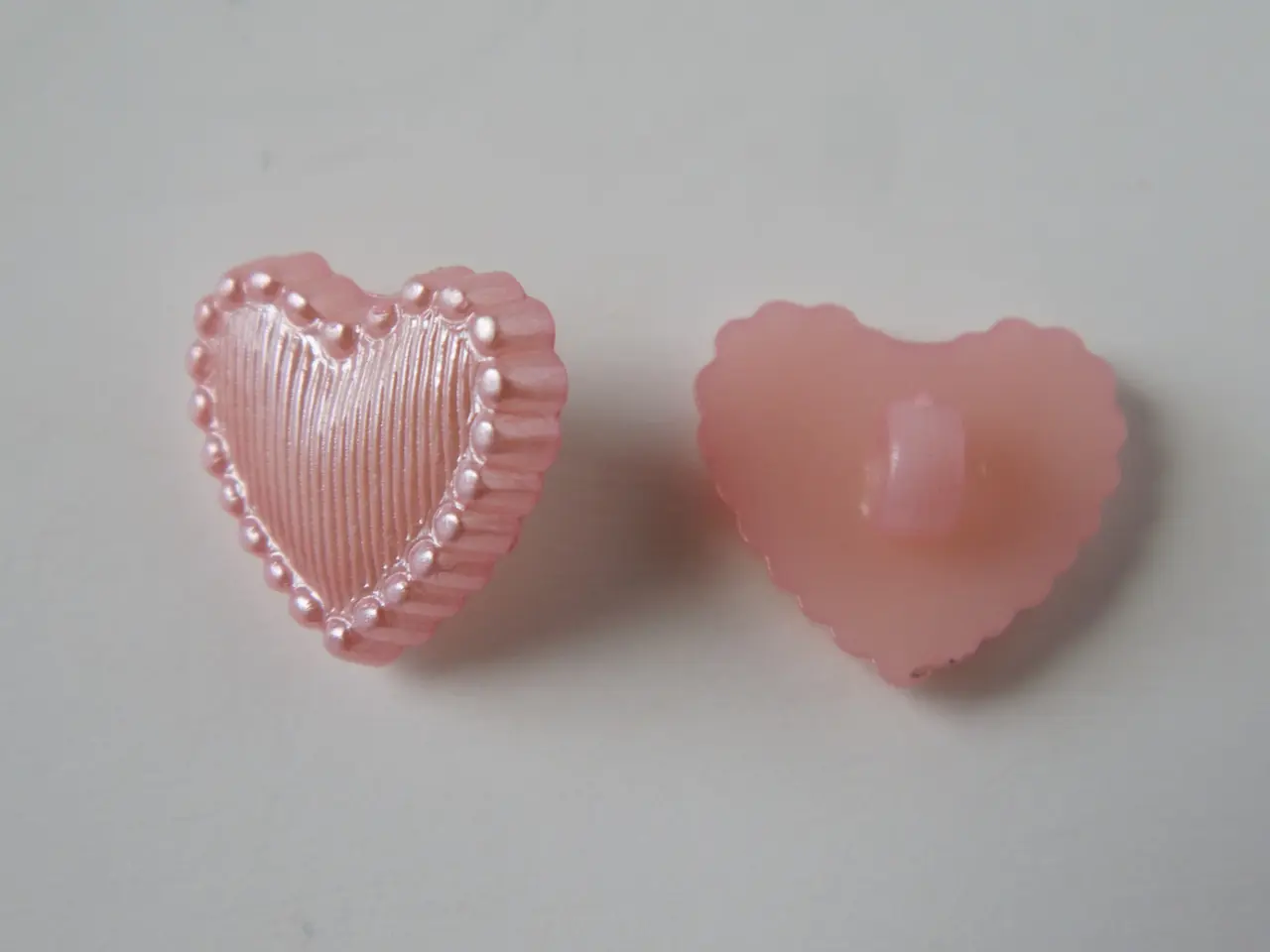 Billede 3 - Plastikknapper 1,00 kr/stk.
