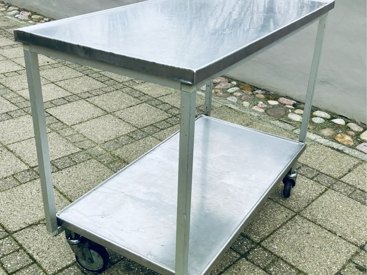 Billede 2 - Robust rustfrit rullebord / anretterbord – Flot st