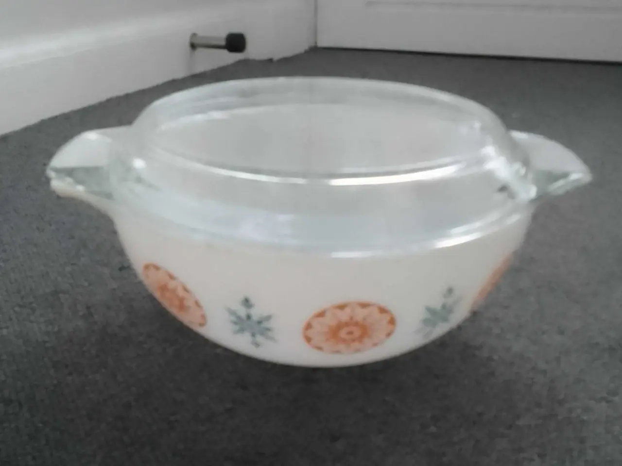 Billede 2 - Pyrex skål og fade med låg