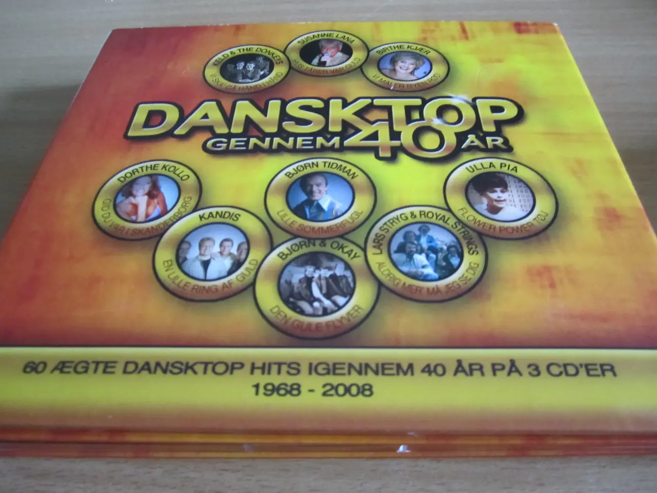 Billede 1 - BYD. DANSKTOP GENNEM 40 år.