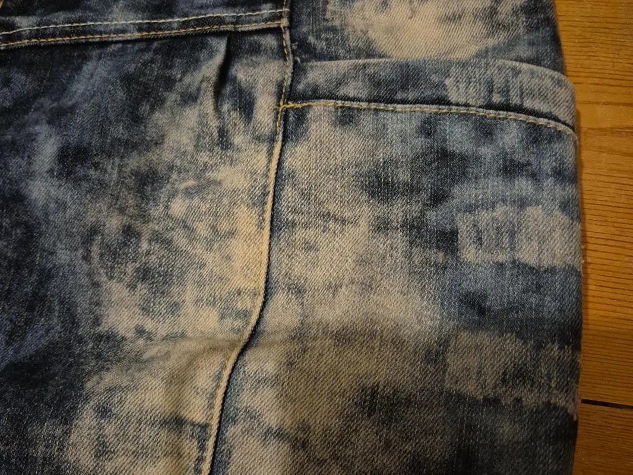 Billede 2 - Denimnederdel – Gulddigga