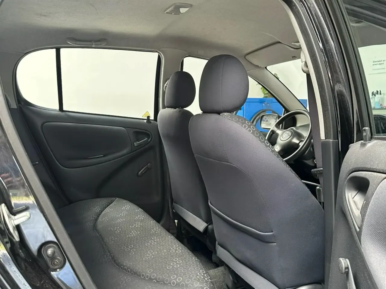 Billede 10 - 82.000km og nysynet Toyota Yaris 1.4
