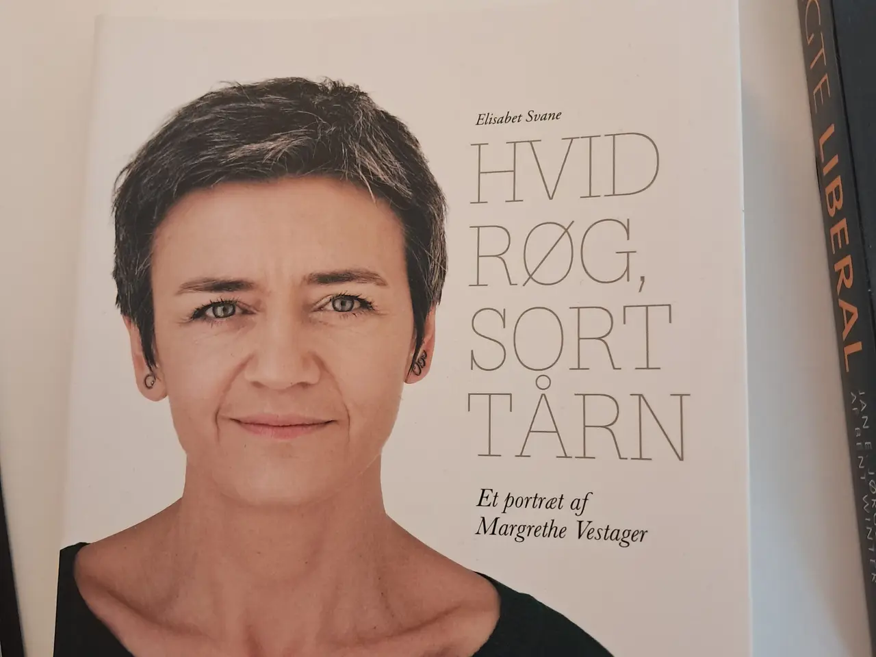 Billede 2 - Politiske bøger 50 kr stk