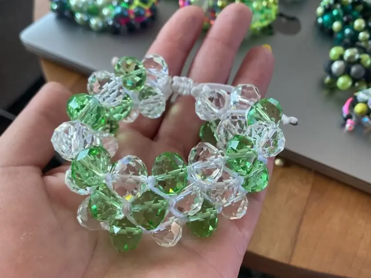Billede 2 - Nye knyttede armbånd