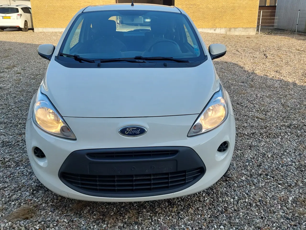 Billede 1 - NYSYNET FORD KA 1,2 MED LAVT KM. TAL