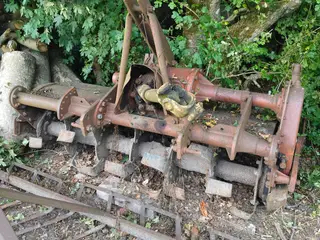 - - - Howard 1,6 meter