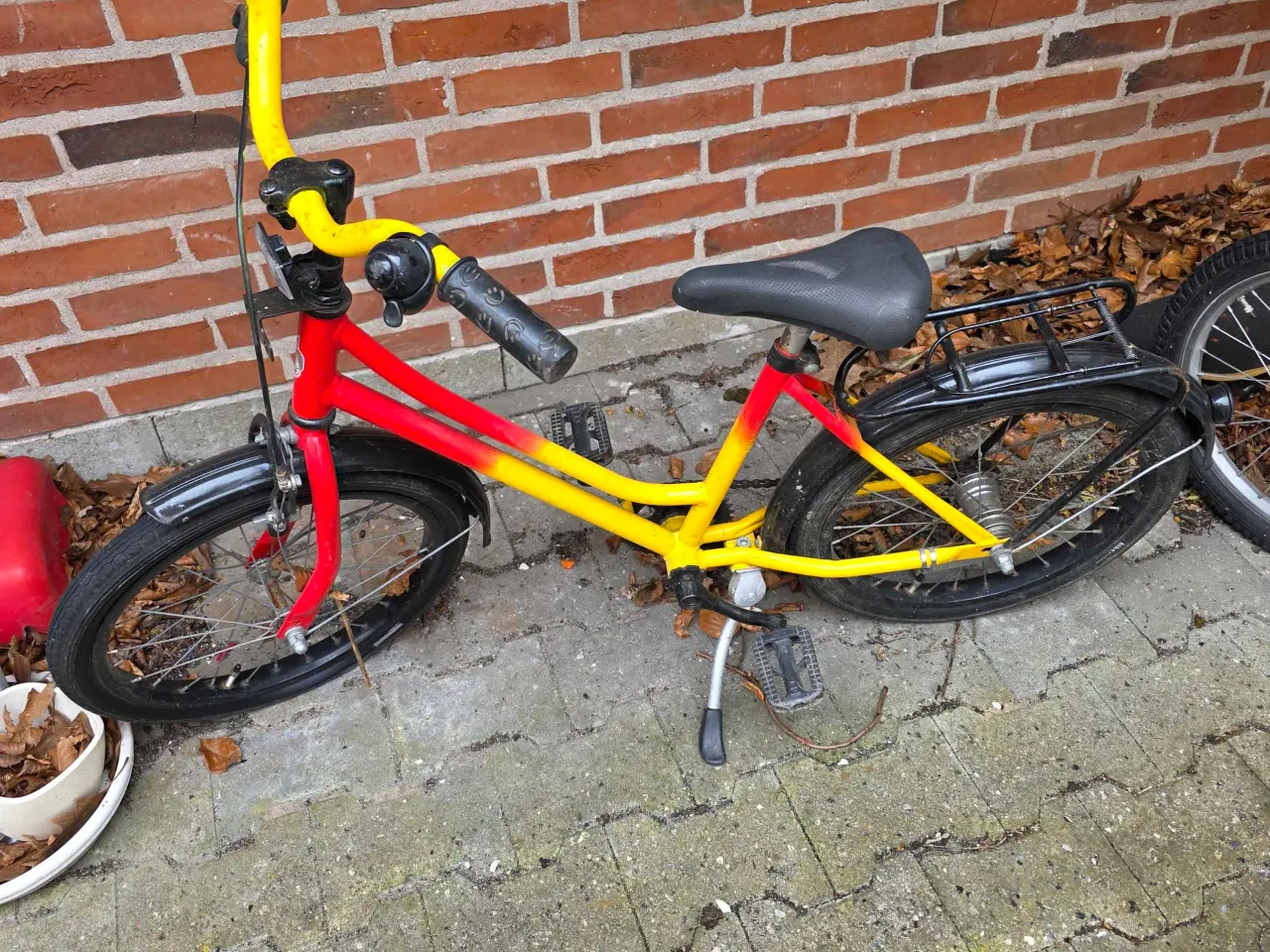 Billede 1 - Fin 20" cykel søger ny ejer