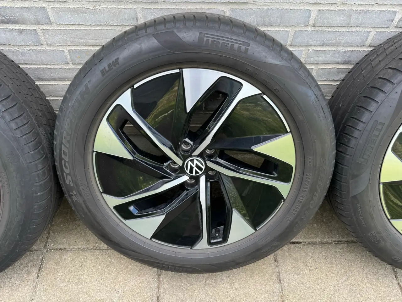 Billede 3 - Originale 19 VW ID.4 Hamar fælge m. Sommerdæk