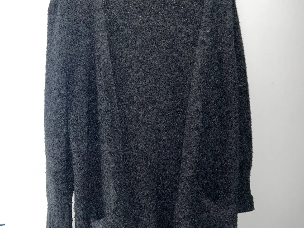 Billede 1 - Mørkegrå lang Vila cardigan
