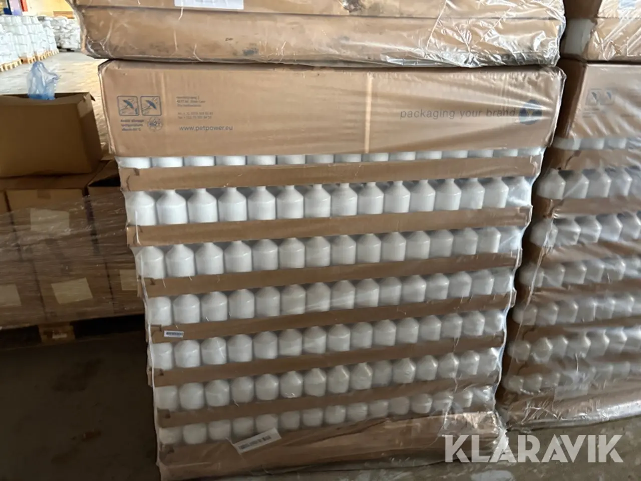 Billede 4 - Stort parti plastflasker med låg 500ml vera White - 32 paller/ 39.000 flasker