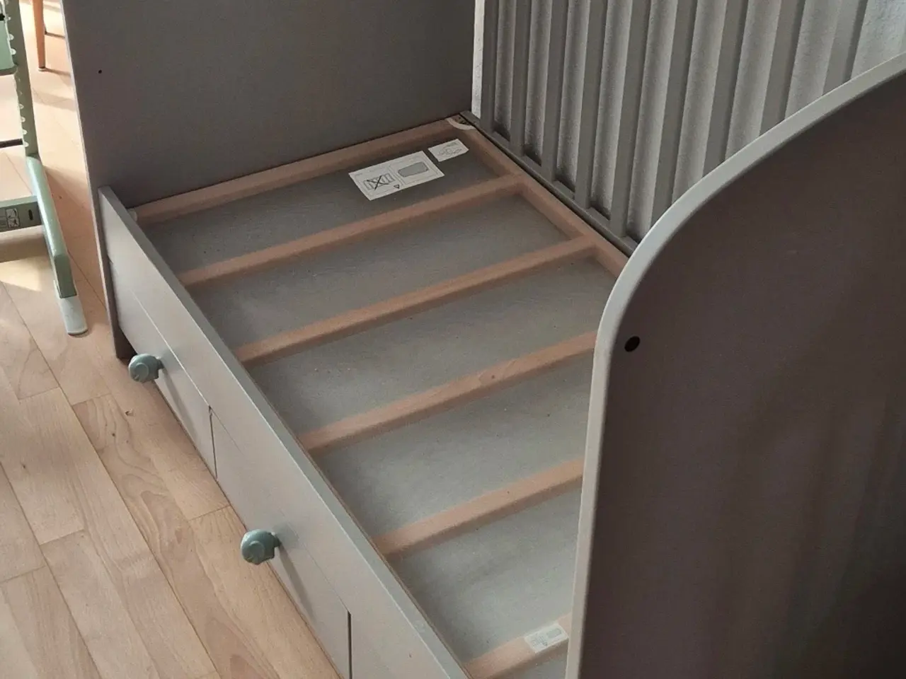 Billede 3 - IKEA tremmeseng