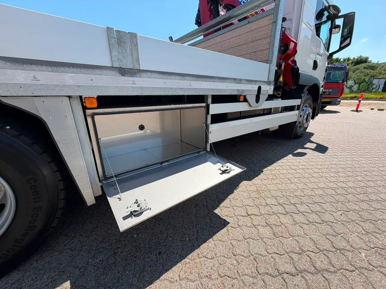 Billede 21 - MAN TGM 26.290 6X2-4, Knæklad