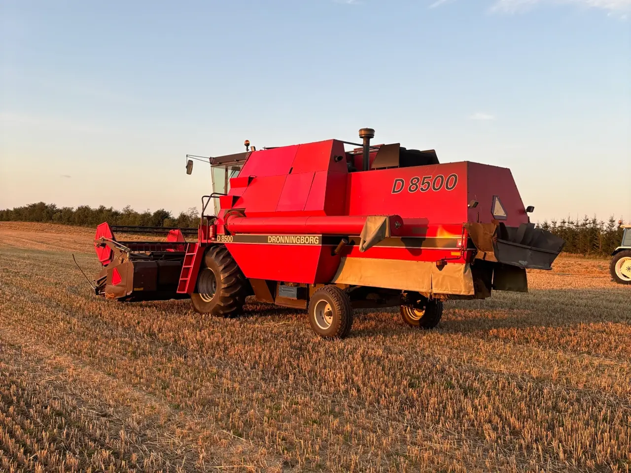 Billede 3 - Dronningborg 8500