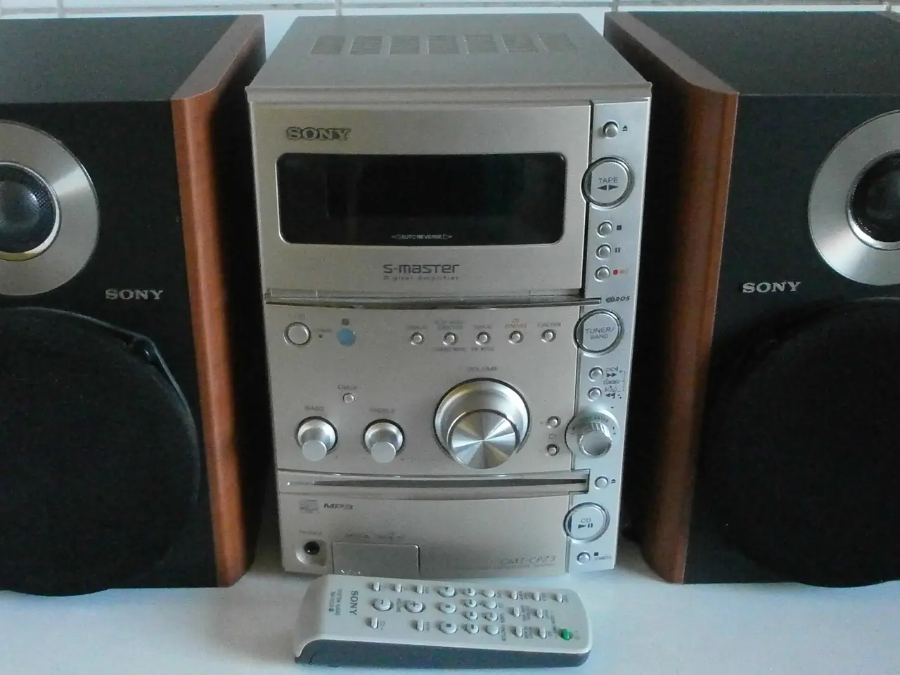 Billede 6 - SONY CMT-CPZ3 Stereo Hi-Fi System-EKSKLUSIVT SÆT !