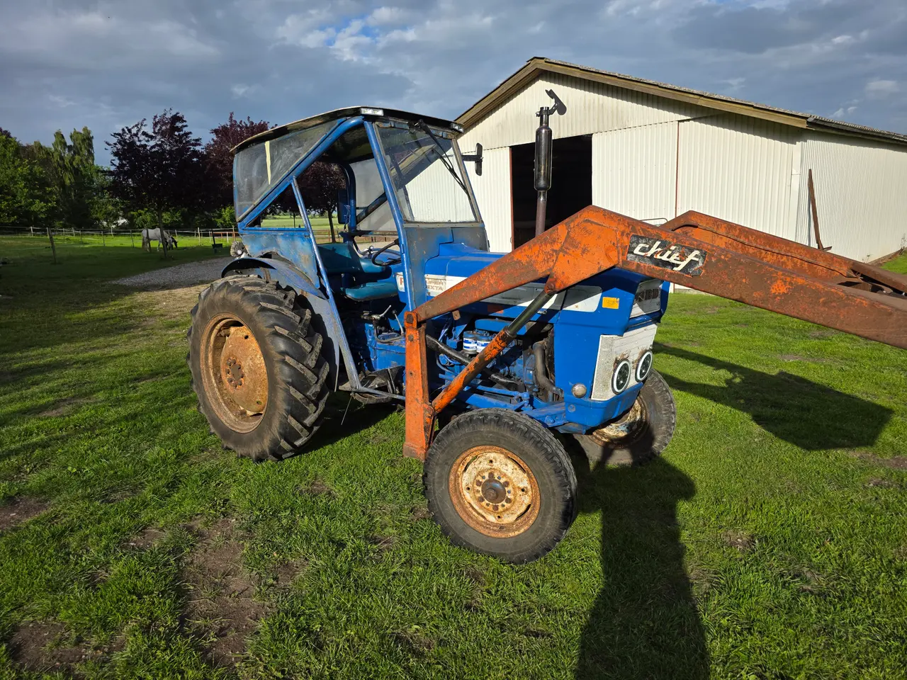 Billede 2 - Ford 3000 med frontlæsser