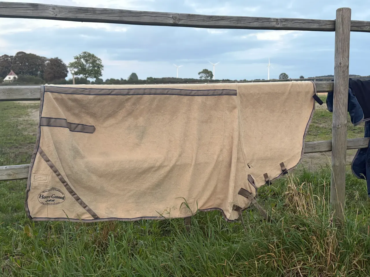 Billede 1 - Fleece med hals str 115