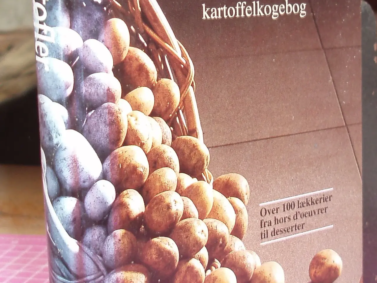 Billede 1 - Kartofler, den internationale kartoffelkogebog