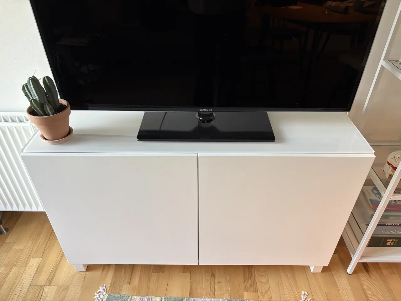 Billede 3 - Skænk / kommode fra IKEA