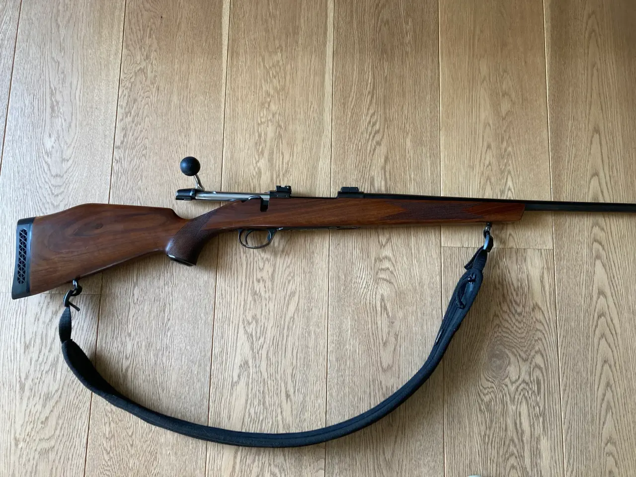 Billede 1 - Husqarna / Carl Gustav 1900 / 300 WM
