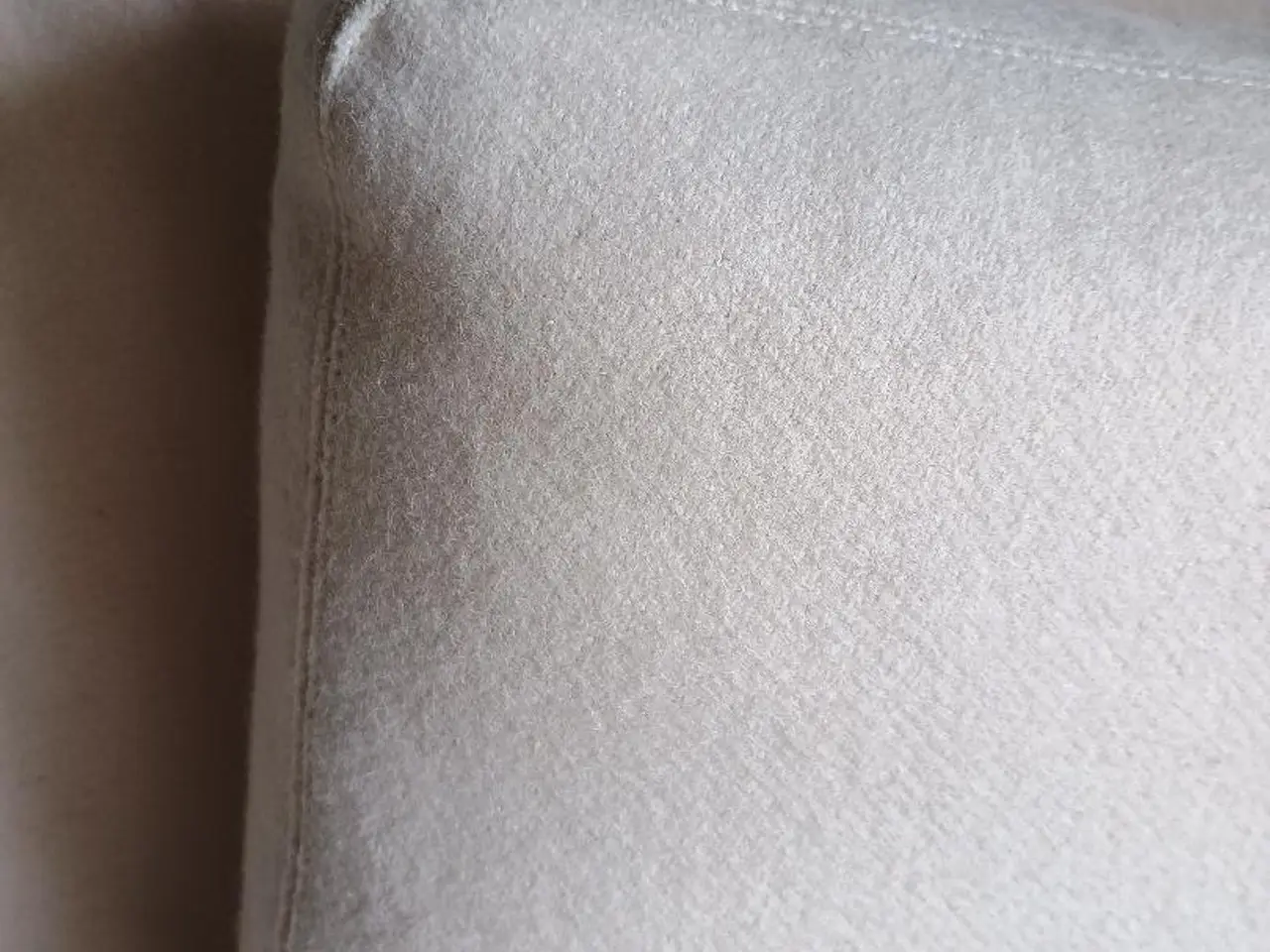 Billede 5 - Sofa 3 personers i Islandsk uld (råhvid)