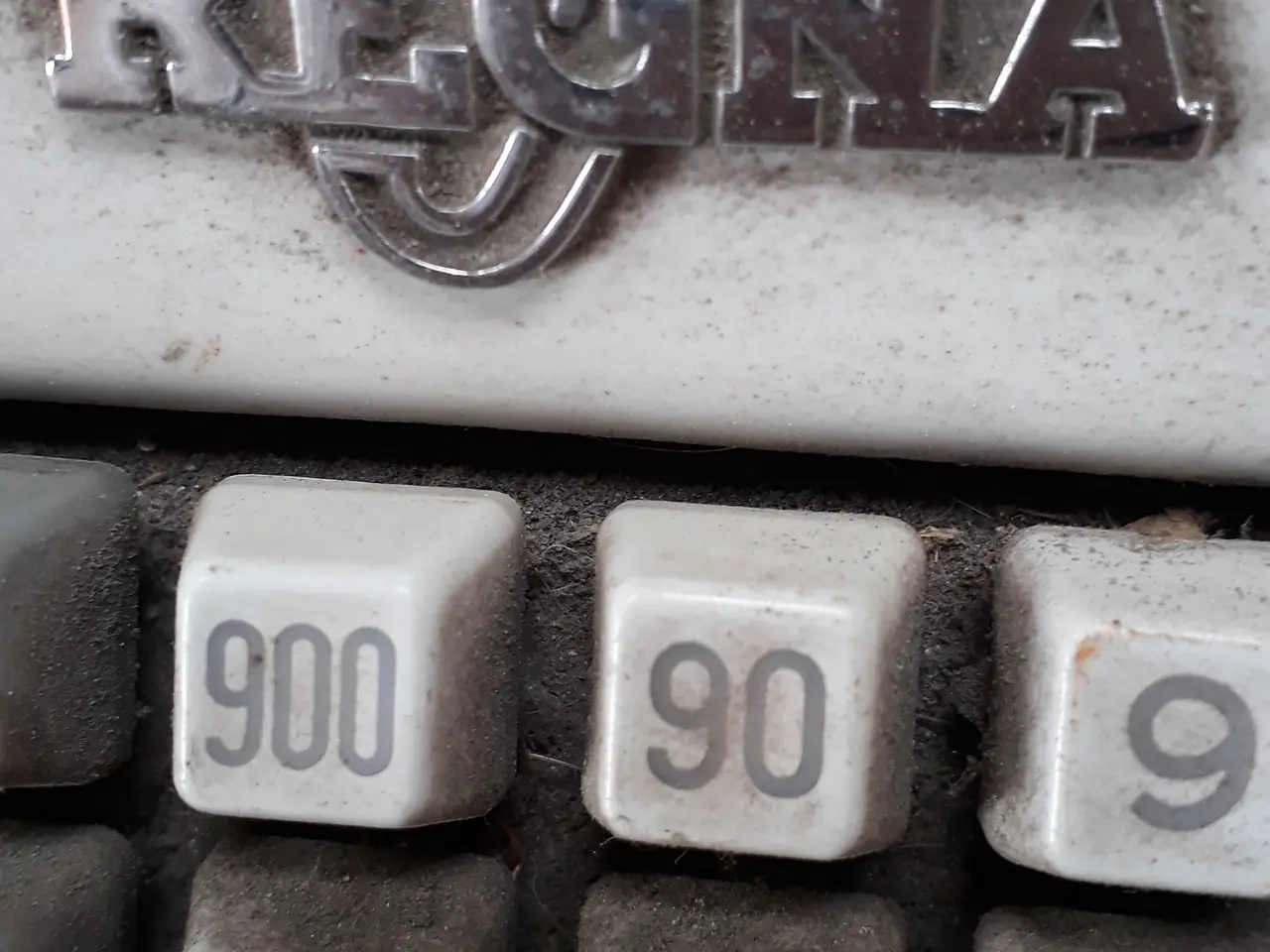 Billede 8 - Loppemarked, og Oprydnings salg i &270 Tønder. 