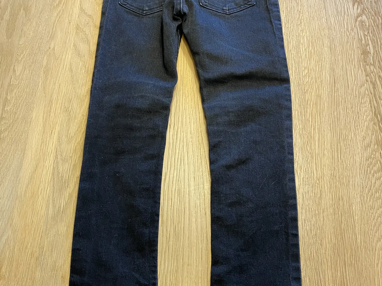 Billede 4 - Levis cowboybukser str. 128 mm