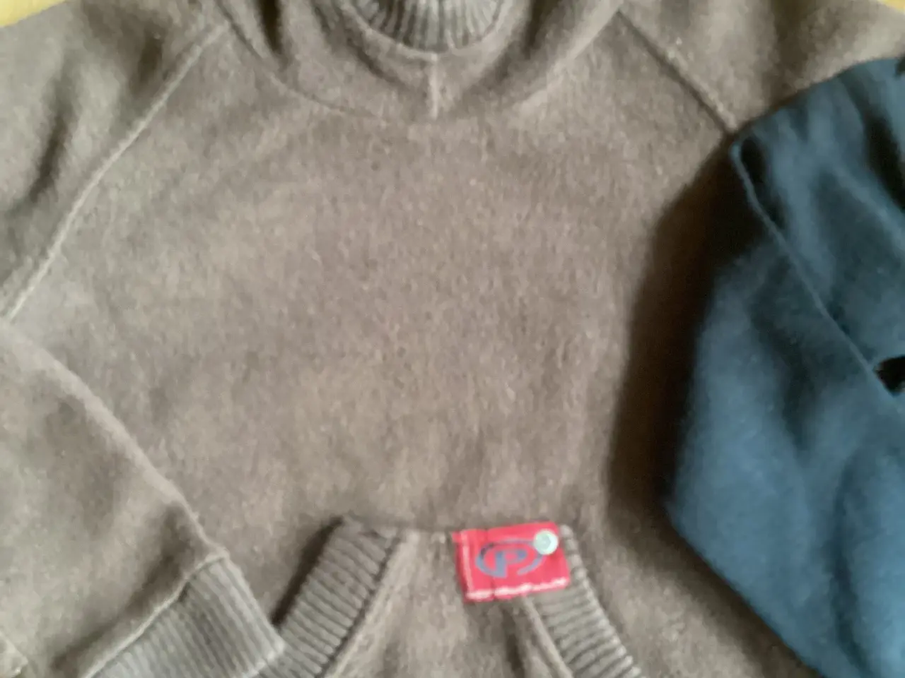 Billede 2 - Bluse pakke str. 110-116