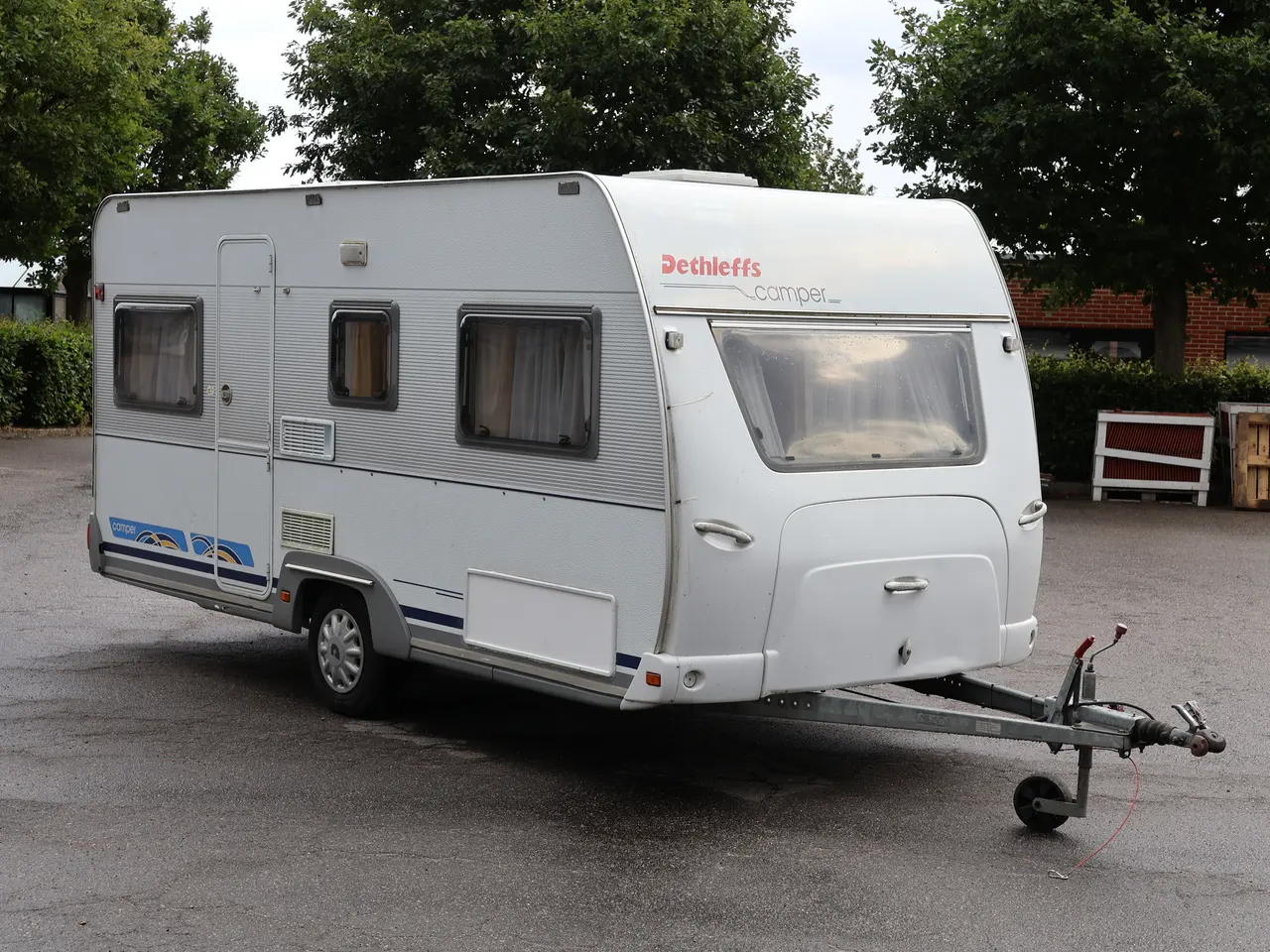 Billede 1 - Nysynet Dethleffs campingvogn årg 2000 model EG2