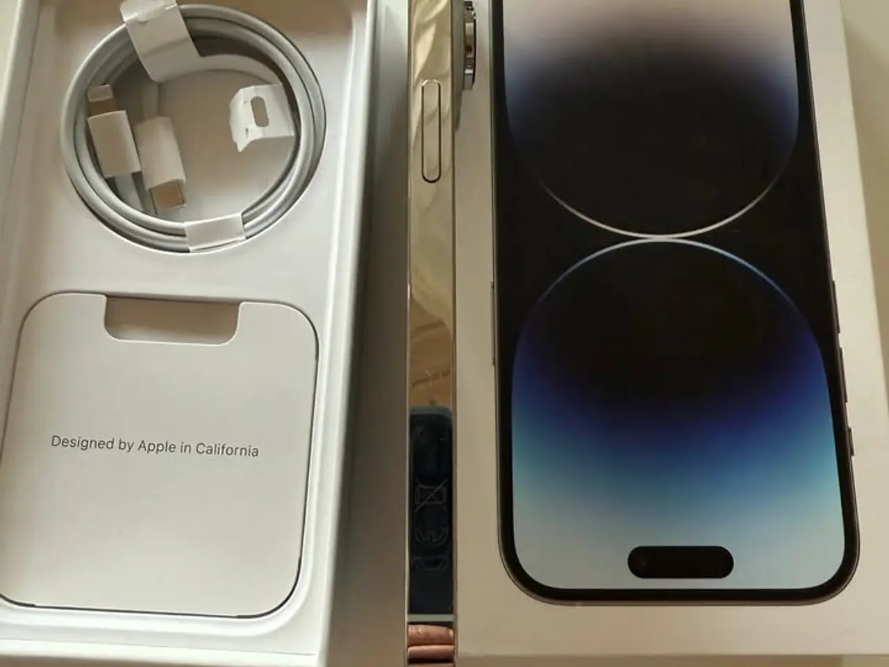 Billede 3 - super velholdt iphone 14 pro, 100% batteri