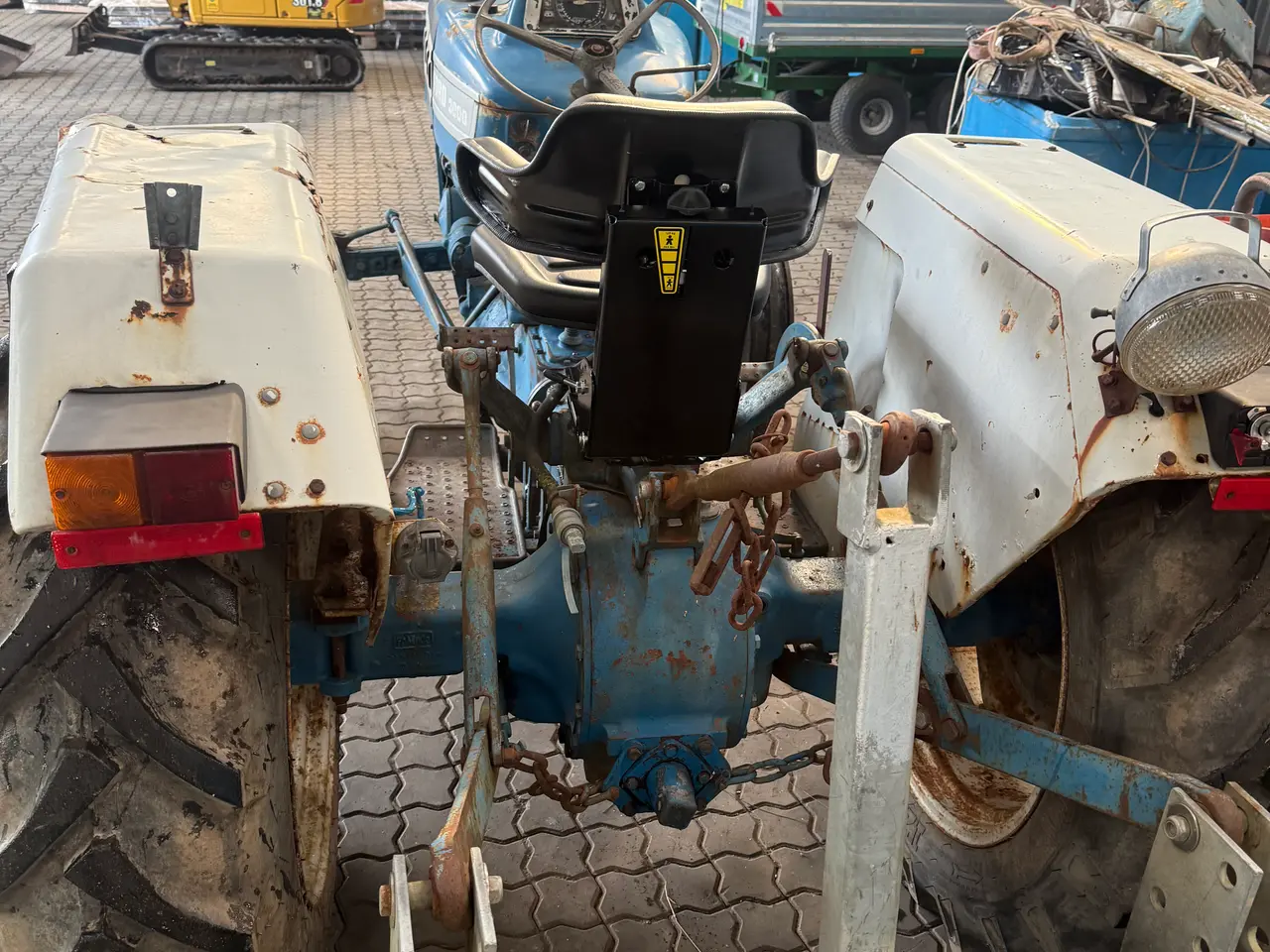 Billede 2 - Ford 3000 med ridebane planer